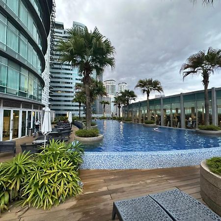 Vortex Suites Klcc By Hafizah Suites Куала-Лумпур Экстерьер фото